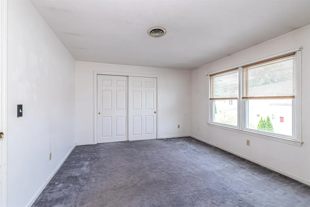 38 Stonehouse Lane Keene NH 03431