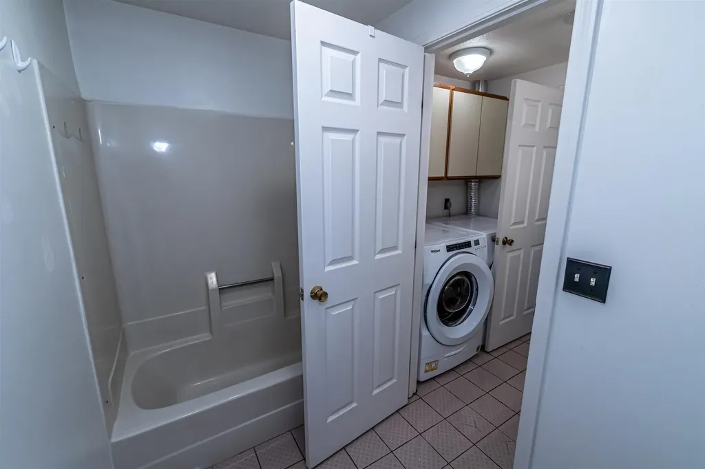 38 Stonehouse Lane Keene NH 03431