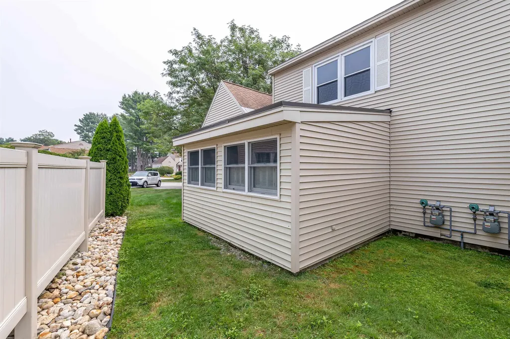 38 Stonehouse Lane Keene NH 03431