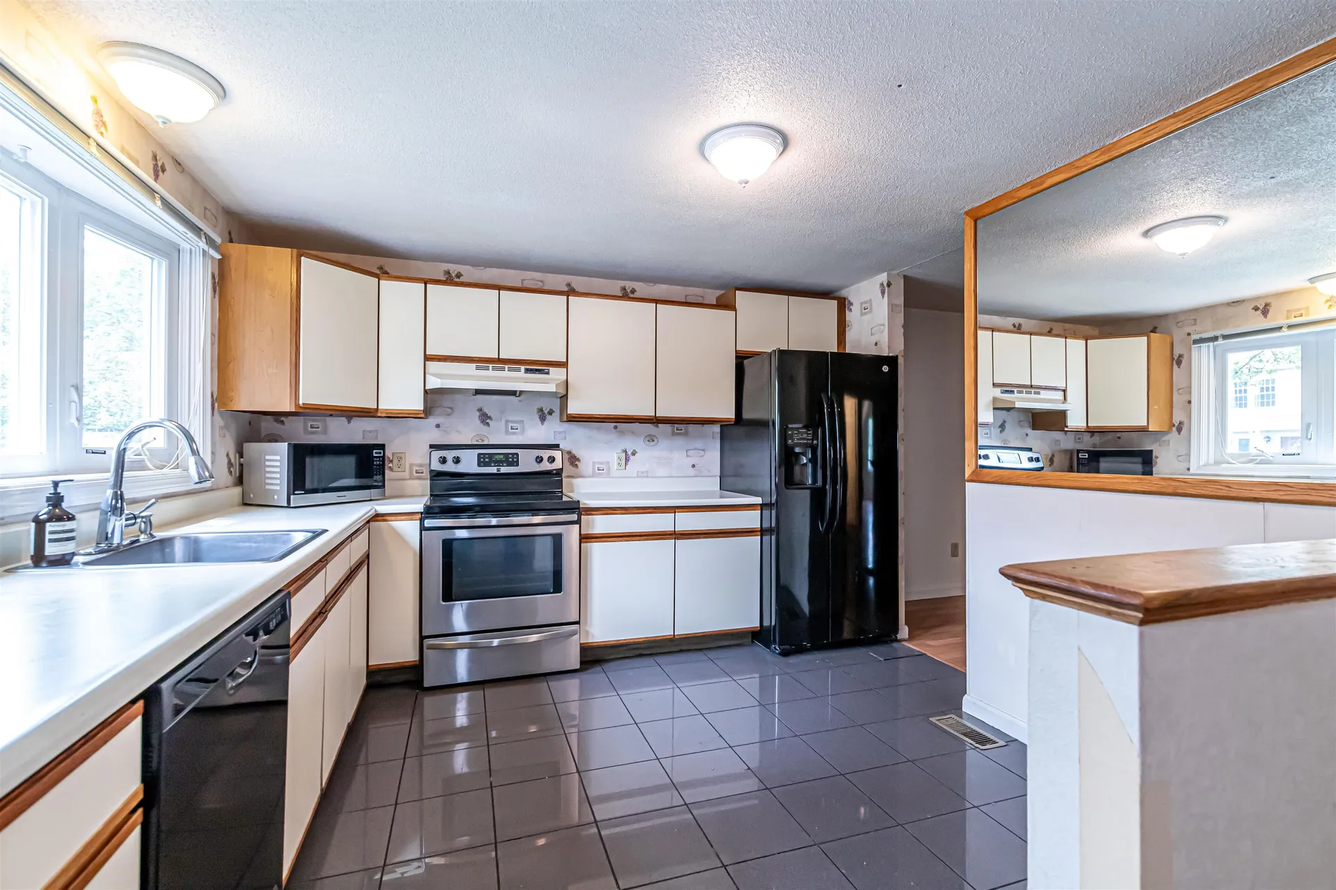 38 Stonehouse Lane Keene NH 03431