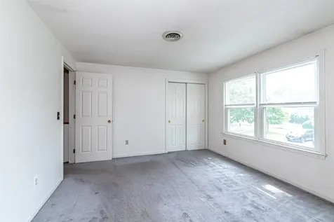 38 Stonehouse Lane Keene NH 03431