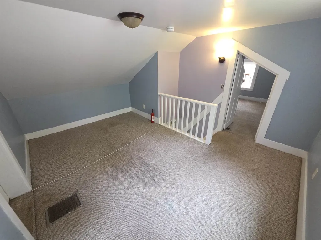 15 Canterbury Road Chichester NH 03258