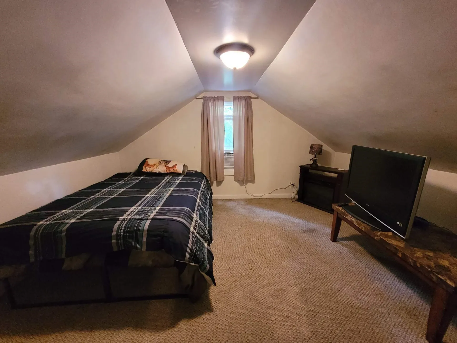 15 Canterbury Road Chichester NH 03258