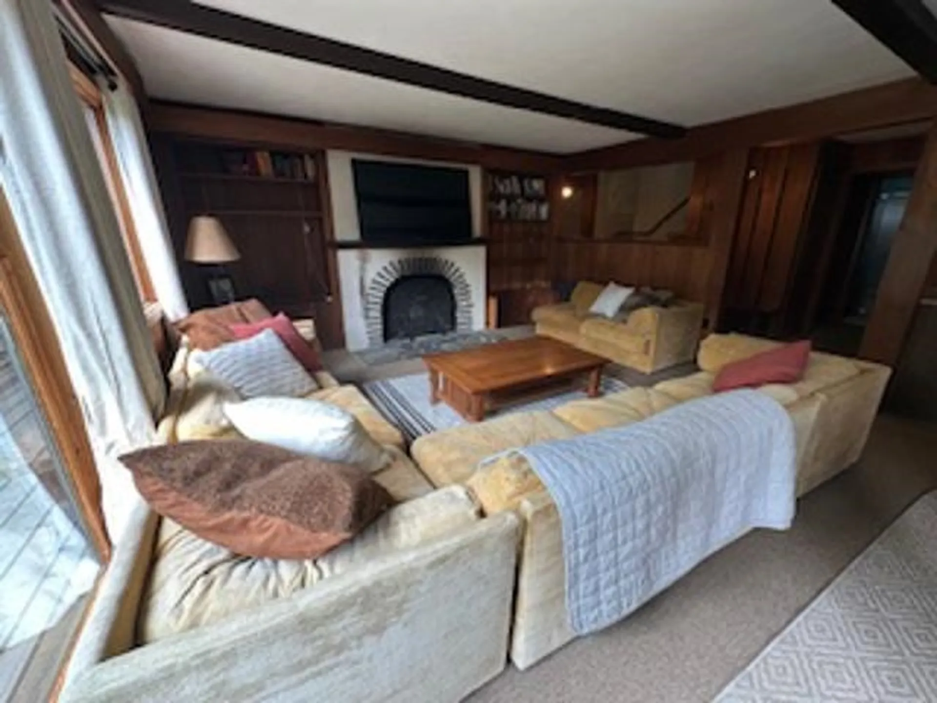 29 Mountainview Loop Dover VT 05356