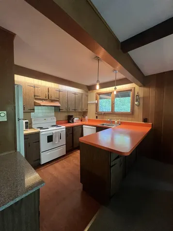 29 Mountainview Loop Dover VT 05356