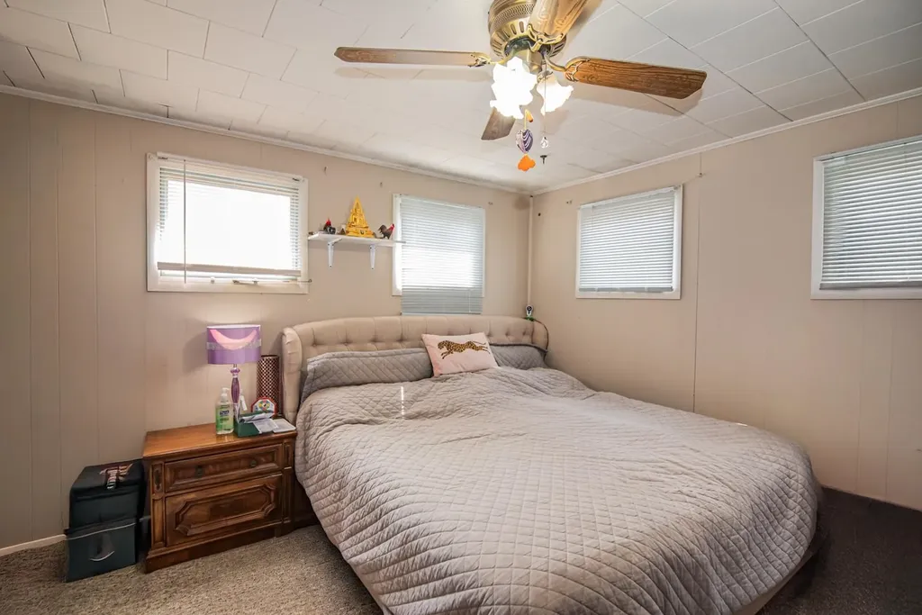 162 Blaine Street Manchester NH 03102