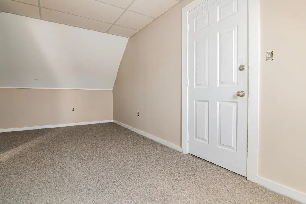 162 Blaine Street Manchester NH 03102