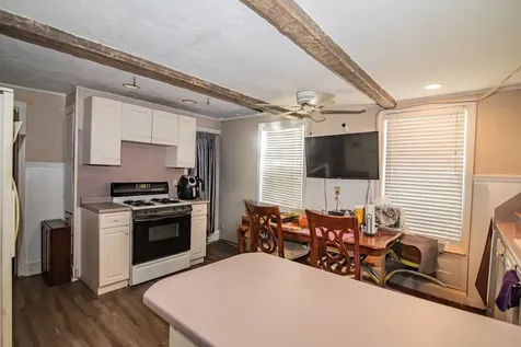 162 Blaine Street Manchester NH 03102