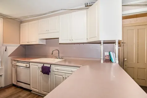 162 Blaine Street Manchester NH 03102