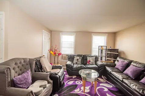 162 Blaine Street Manchester NH 03102