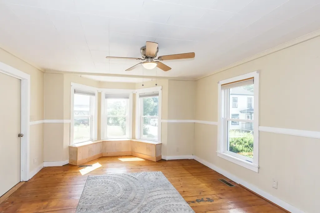 39 Myrtle Street Newport NH 03773