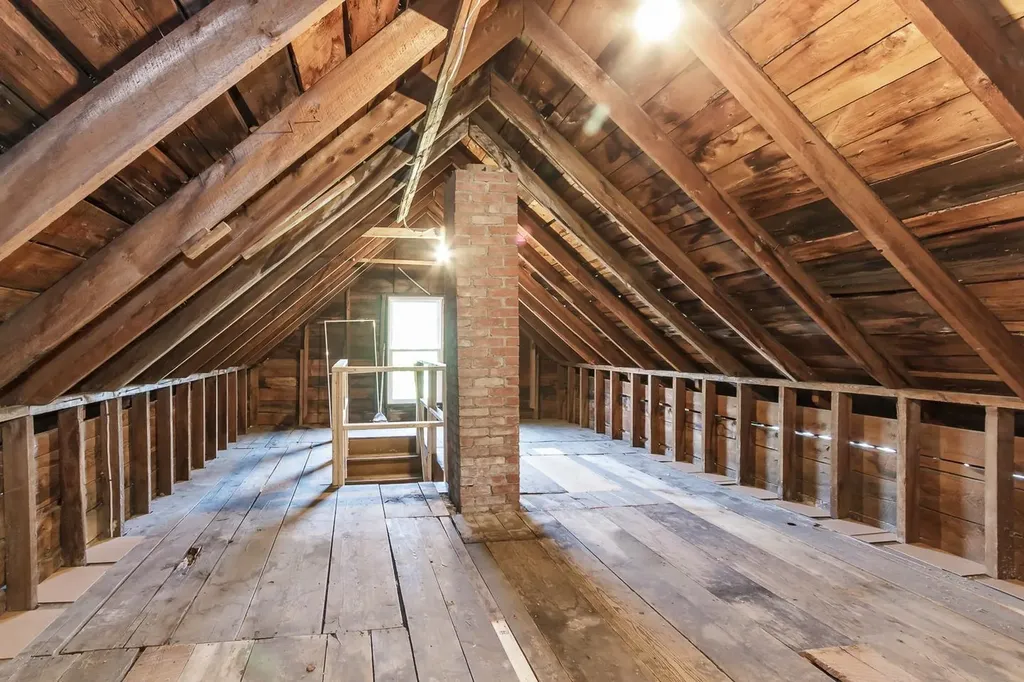 39 Myrtle Street Newport NH 03773