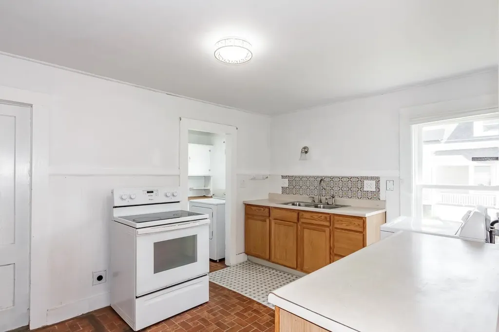 39 Myrtle Street Newport NH 03773