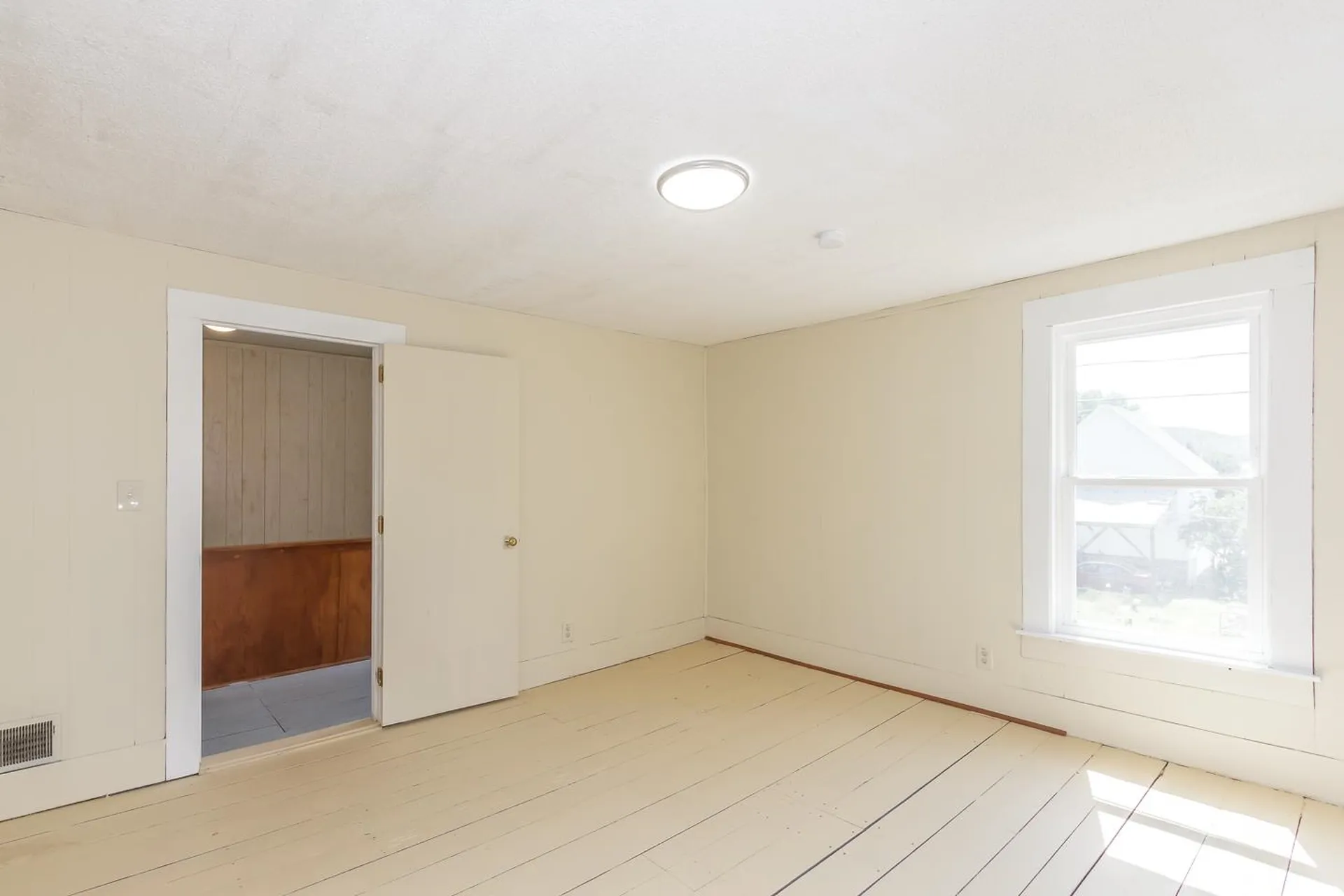 39 Myrtle Street Newport NH 03773