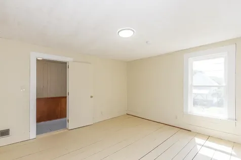 39 Myrtle Street Newport NH 03773