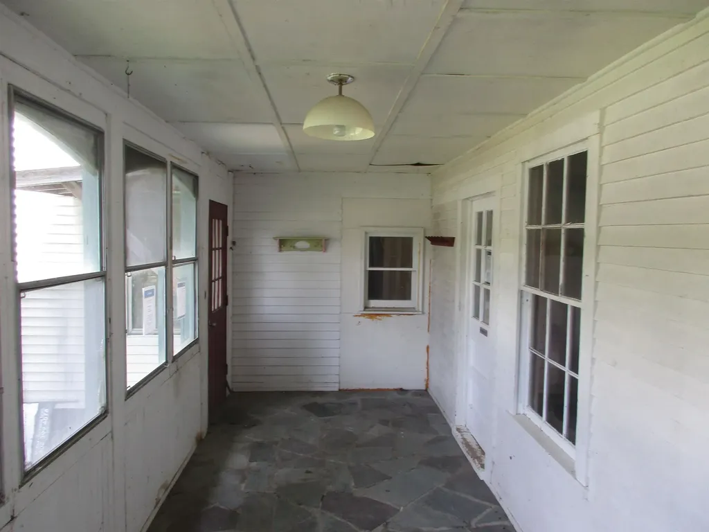 900 East Main Street Poultney VT 05764