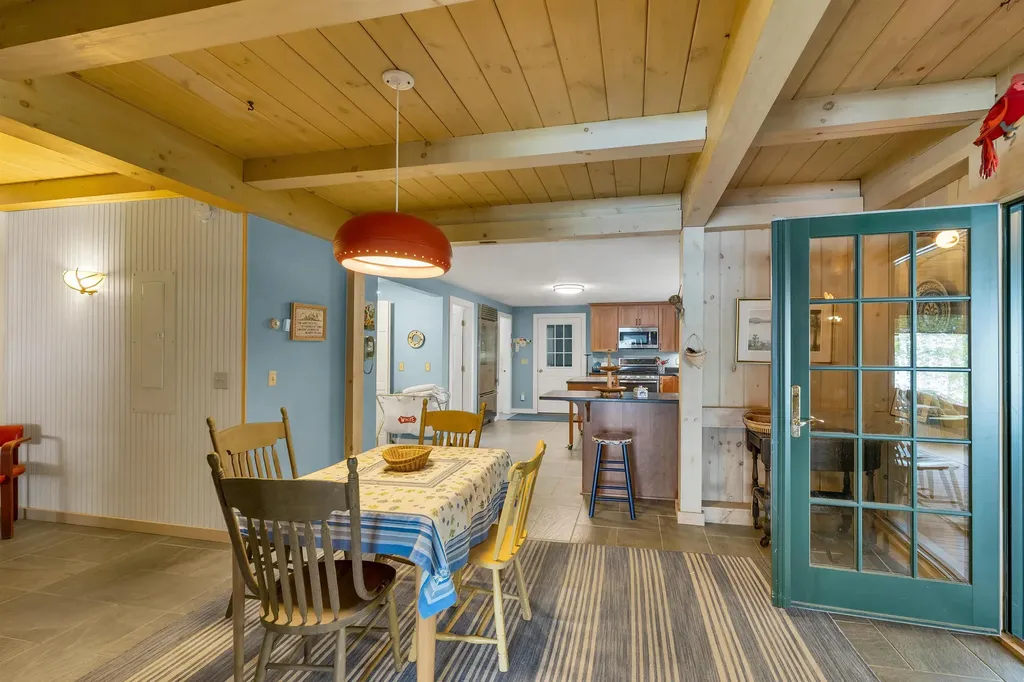 125 Turtle Island Road Wolfeboro NH 03894