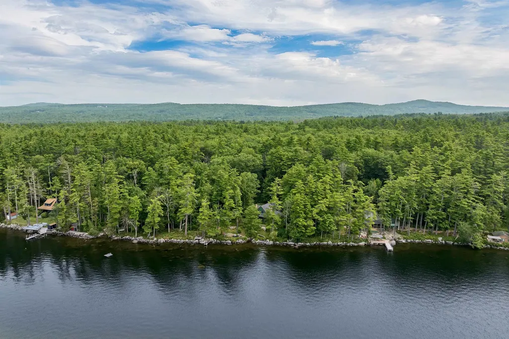 125 Turtle Island Road Wolfeboro NH 03894