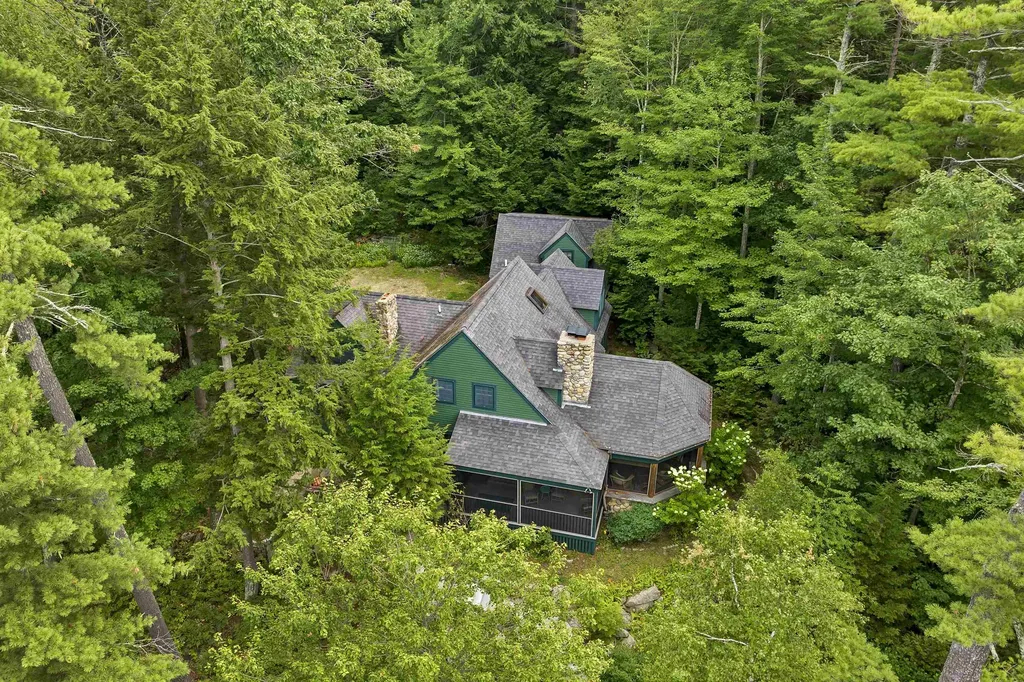 125 Turtle Island Road Wolfeboro NH 03894