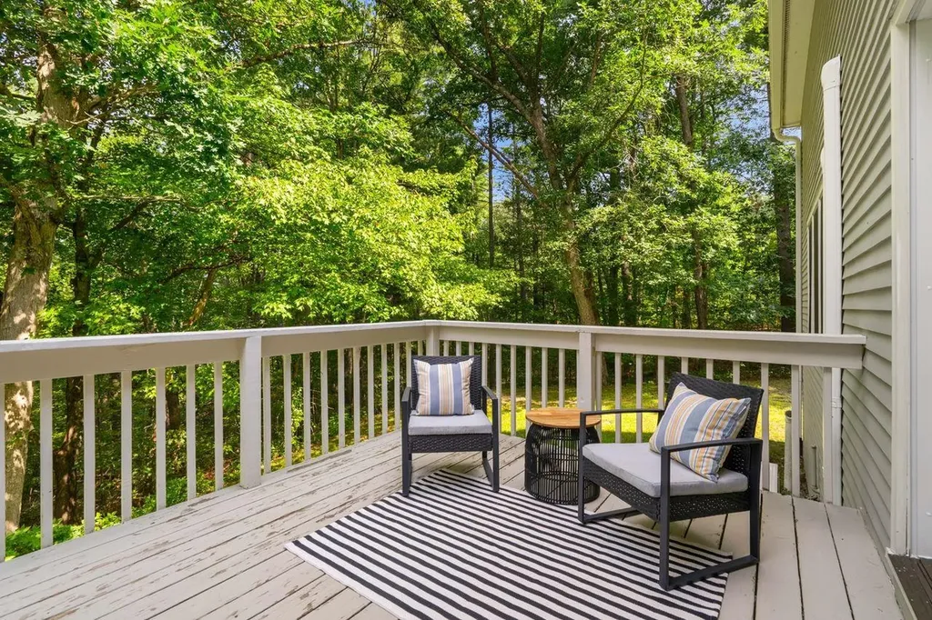 14 Veronica Drive Bedford NH 03110