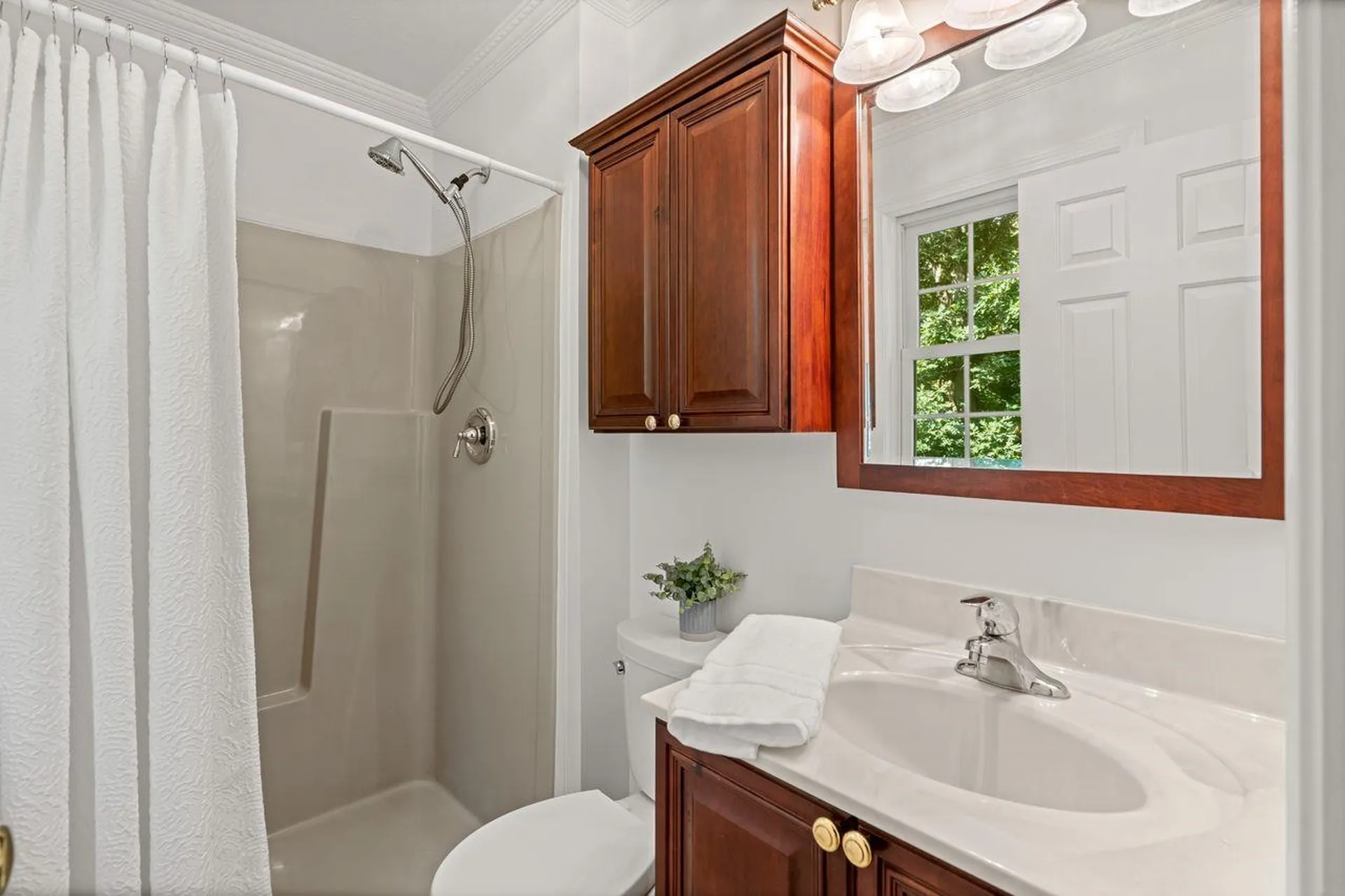 14 Veronica Drive Bedford NH 03110