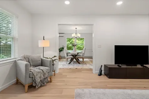 14 Veronica Drive Bedford NH 03110