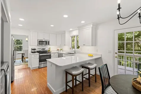 14 Veronica Drive Bedford NH 03110