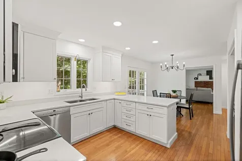 14 Veronica Drive Bedford NH 03110