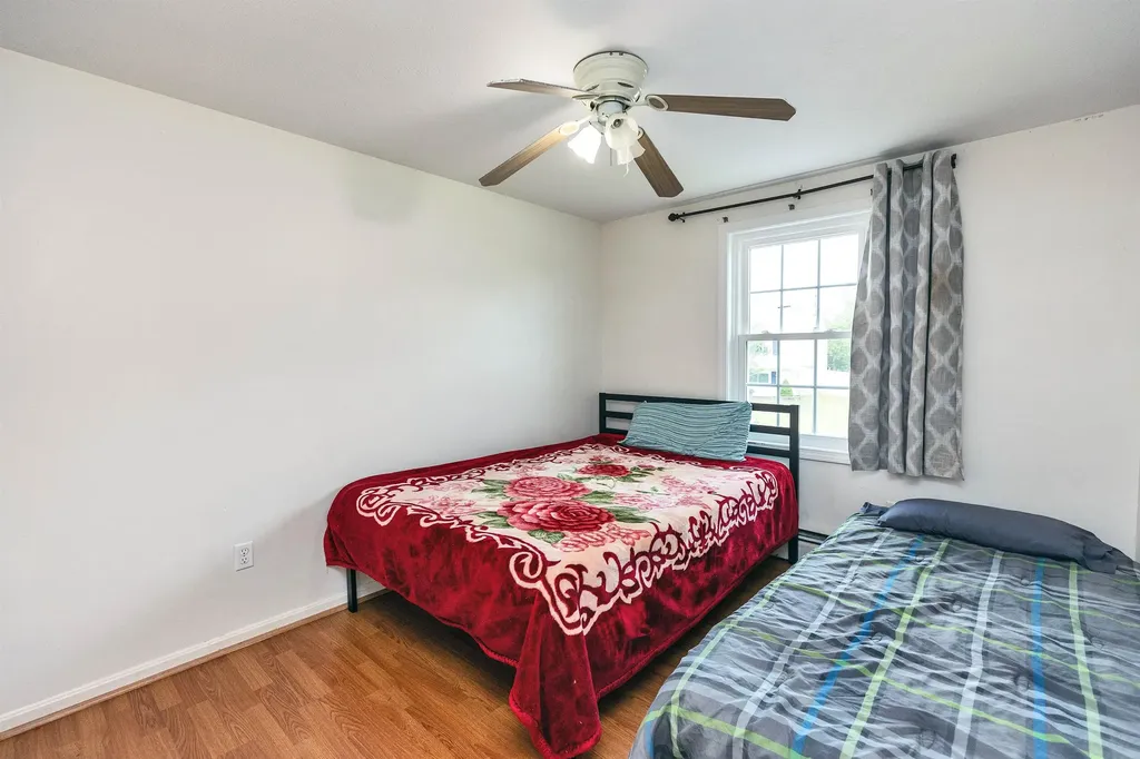 52 Pullman Street Manchester NH 03103