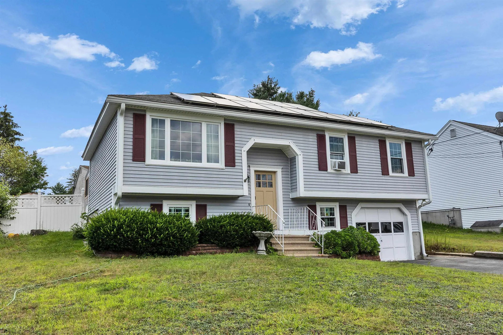 52 Pullman Street Manchester NH 03103