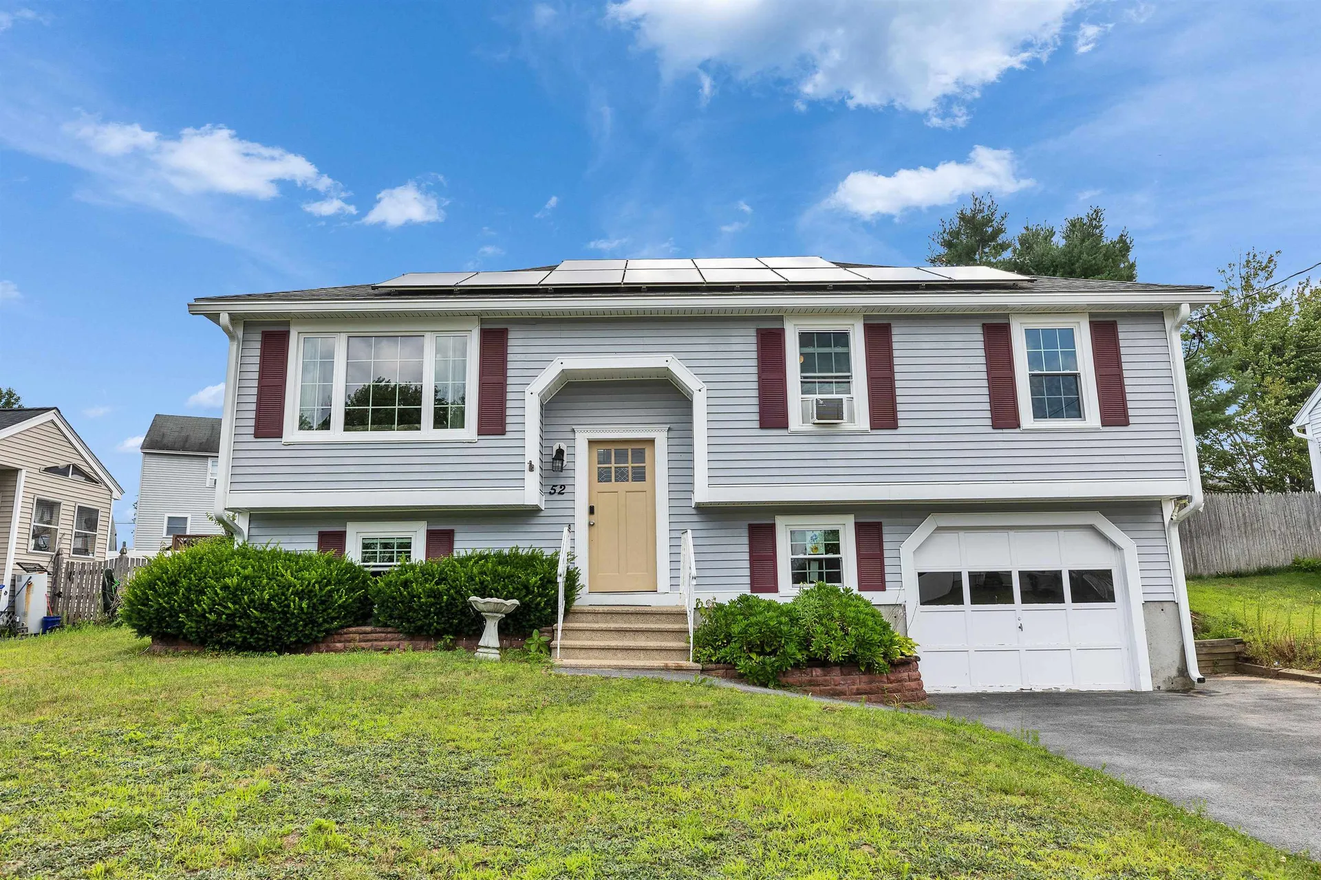 52 Pullman Street Manchester NH 03103
