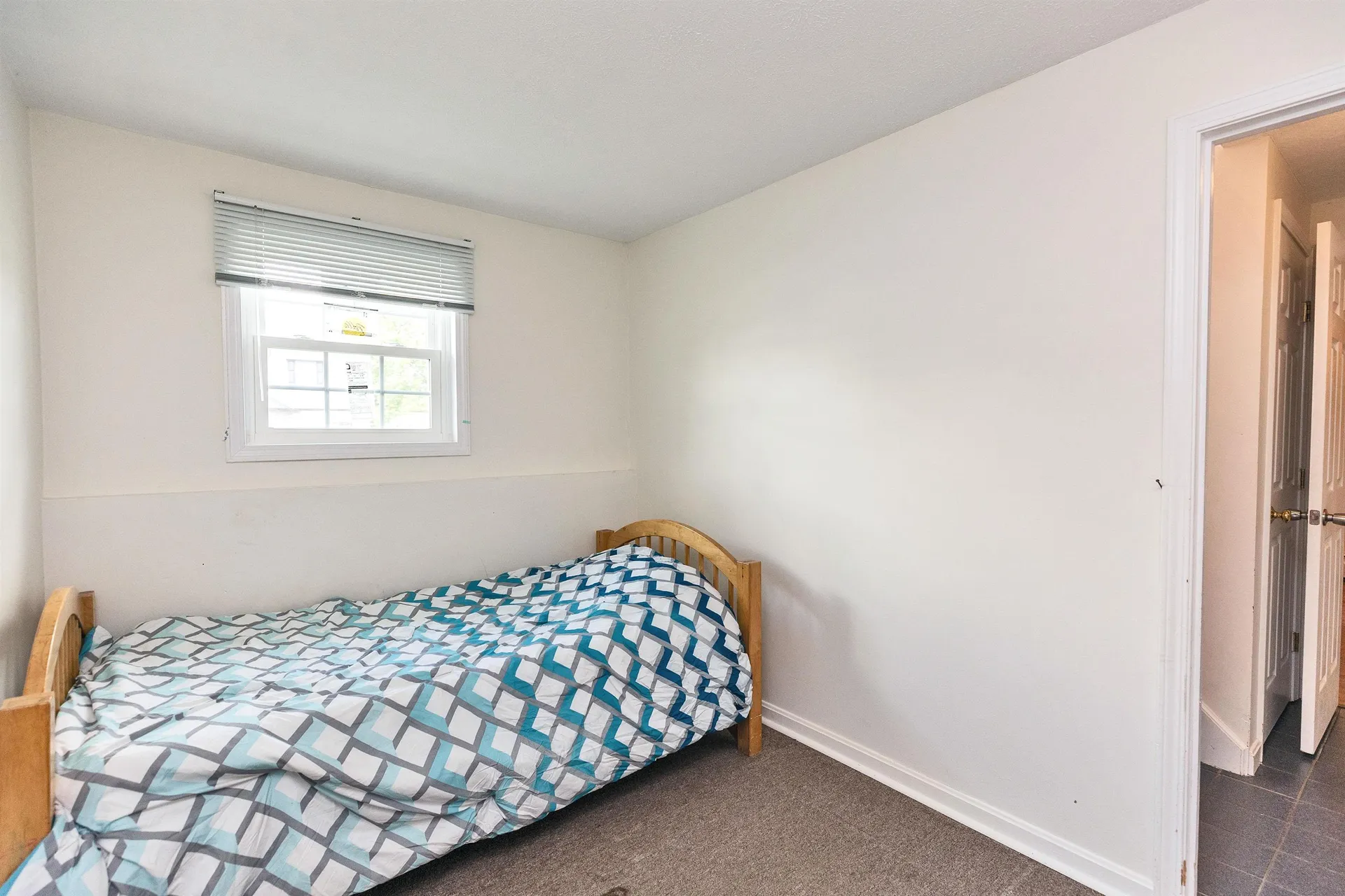 52 Pullman Street Manchester NH 03103