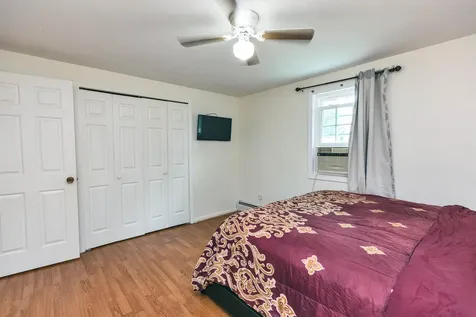 52 Pullman Street Manchester NH 03103