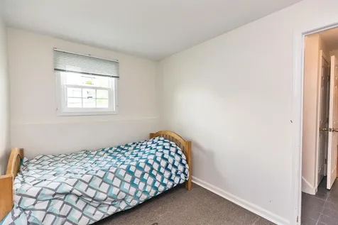 52 Pullman Street Manchester NH 03103