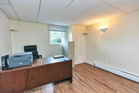52 Pullman Street Manchester NH 03103