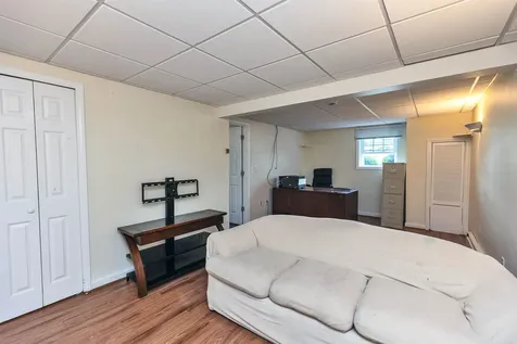 52 Pullman Street Manchester NH 03103