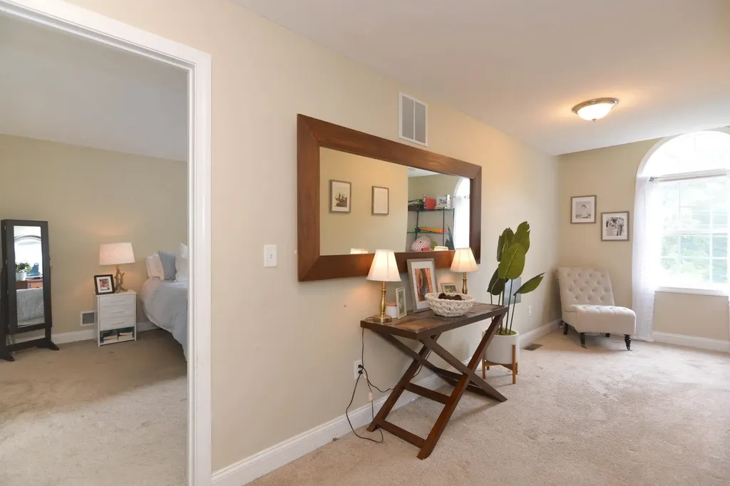 27 Jericho Drive Kingston NH 03848