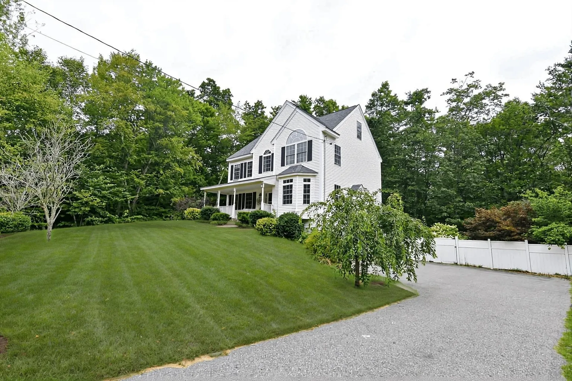 27 Jericho Drive Kingston NH 03848
