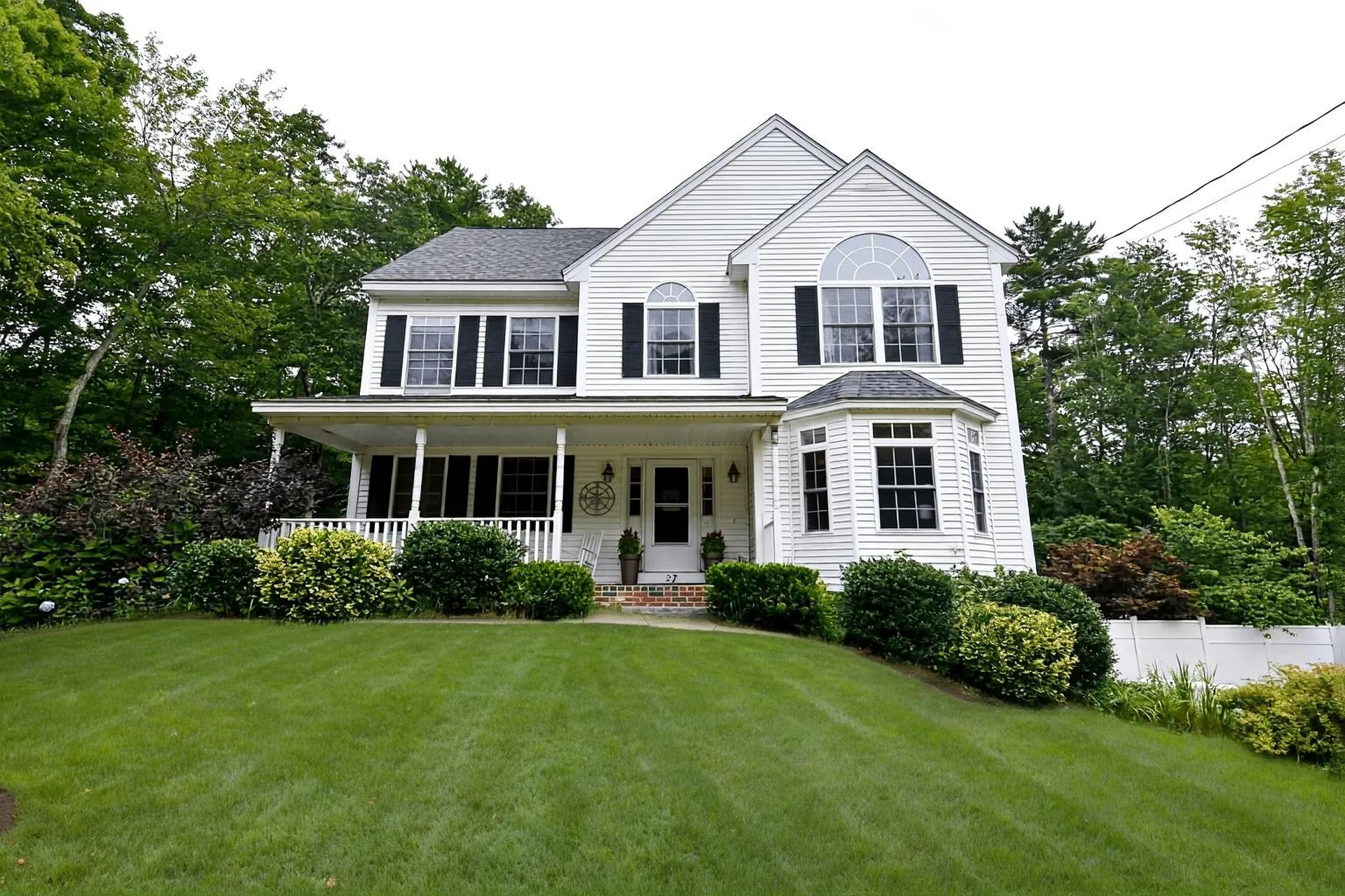 27 Jericho Drive Kingston NH 03848