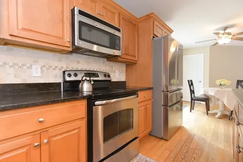 27 Jericho Drive Kingston NH 03848