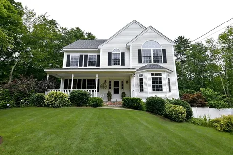 27 Jericho Drive Kingston NH 03848