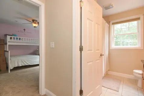 27 Jericho Drive Kingston NH 03848