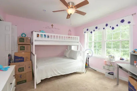 27 Jericho Drive Kingston NH 03848