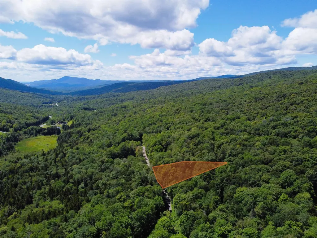 Alpendorf Avenue Readsboro VT 05350