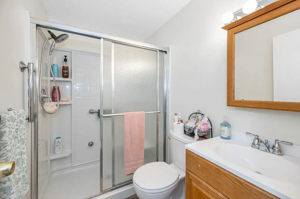 803 Elmwood Drive Hudson NH 03051