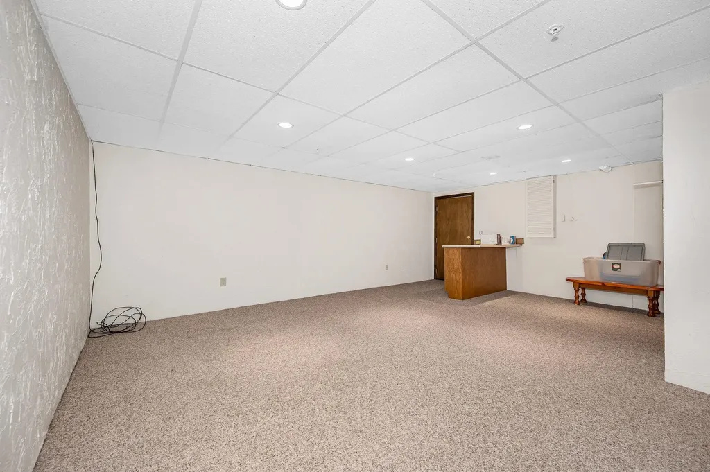 803 Elmwood Drive Hudson NH 03051