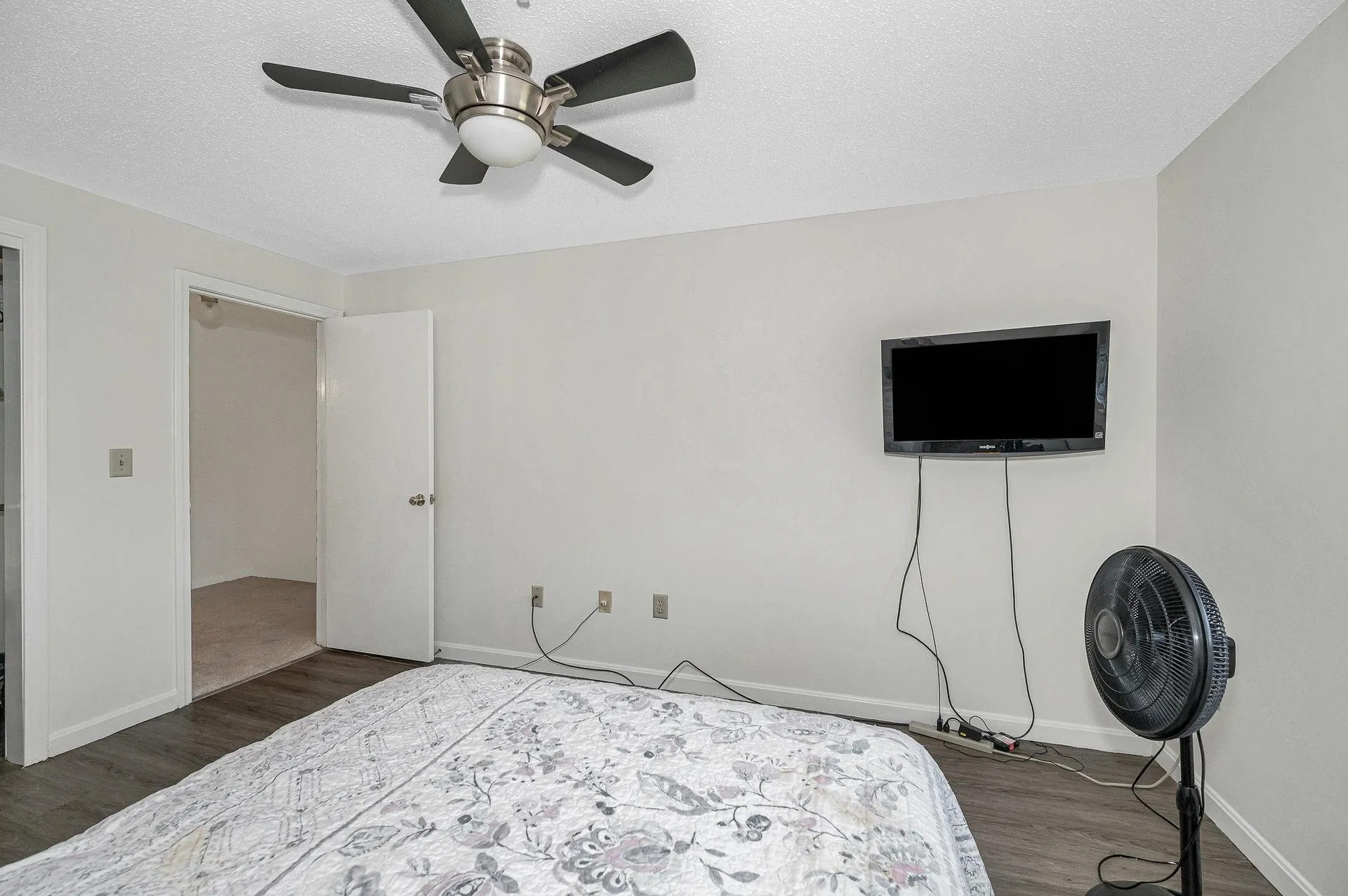 803 Elmwood Drive Hudson NH 03051