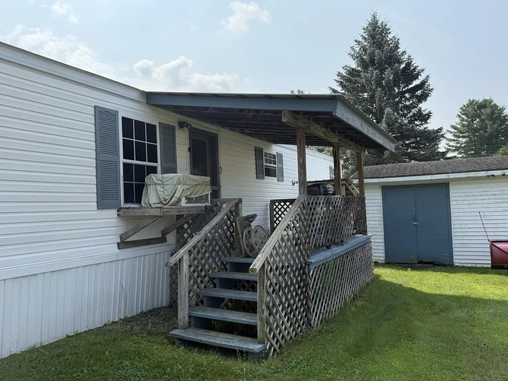 2477 Route 5 Derby VT 05829