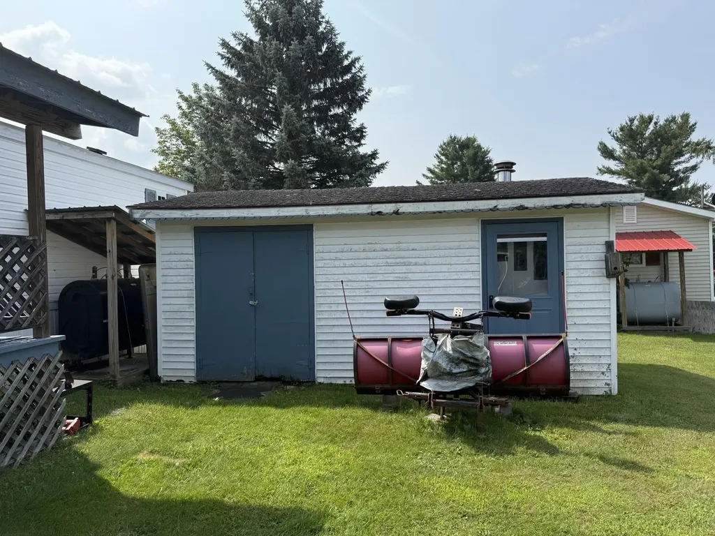 2477 Route 5 Derby VT 05829
