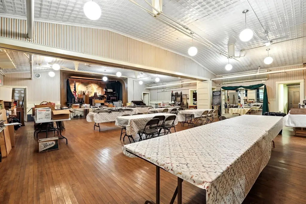 58 South Main Street Franklin NH 03235